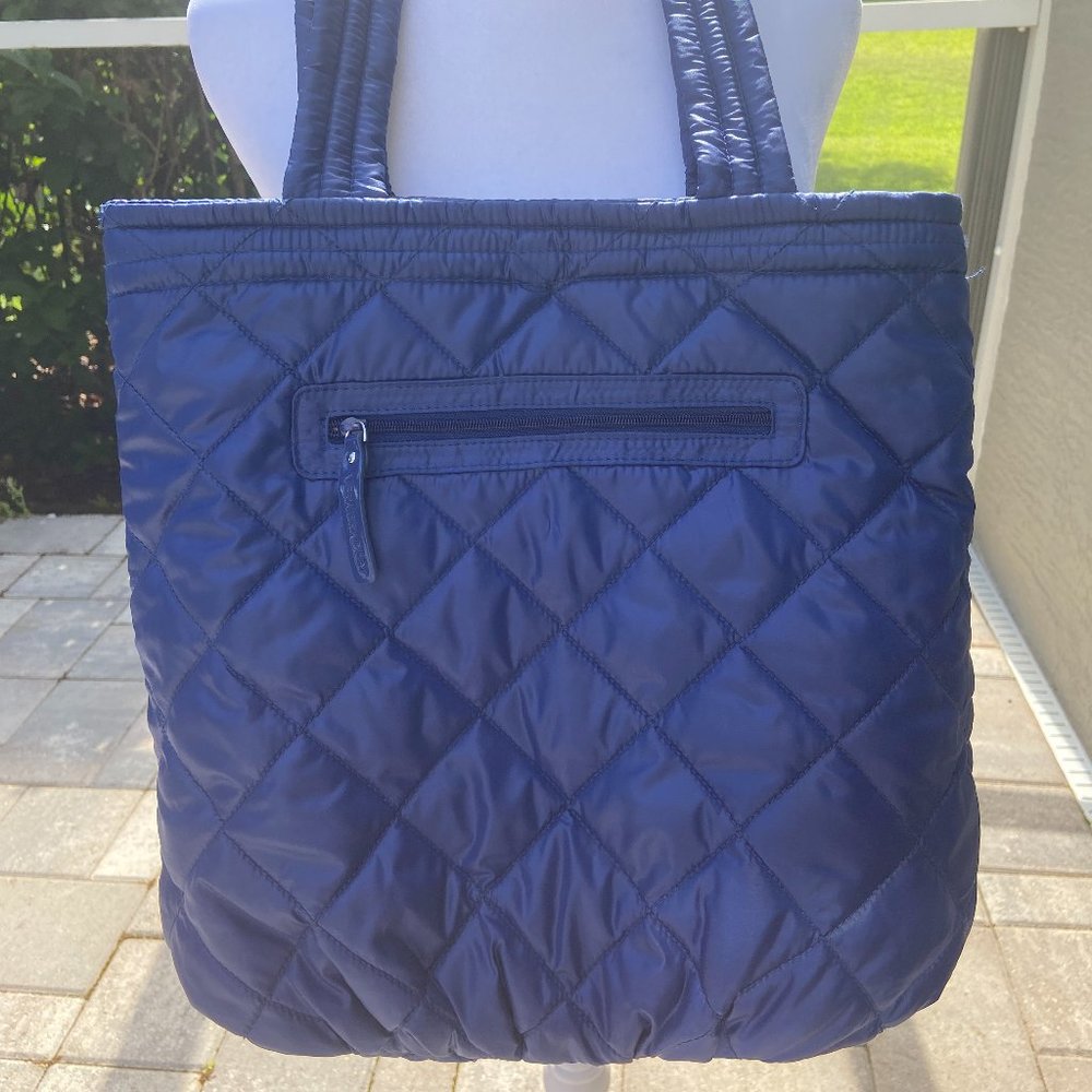 Vera Bradley Puffer Reversible  Tote in Venitian Paisley /Navy NWOT